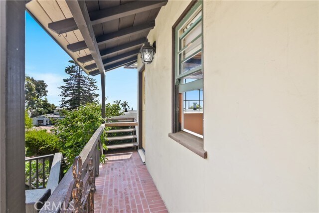 Building Photo - 1290 N Coast Hwy