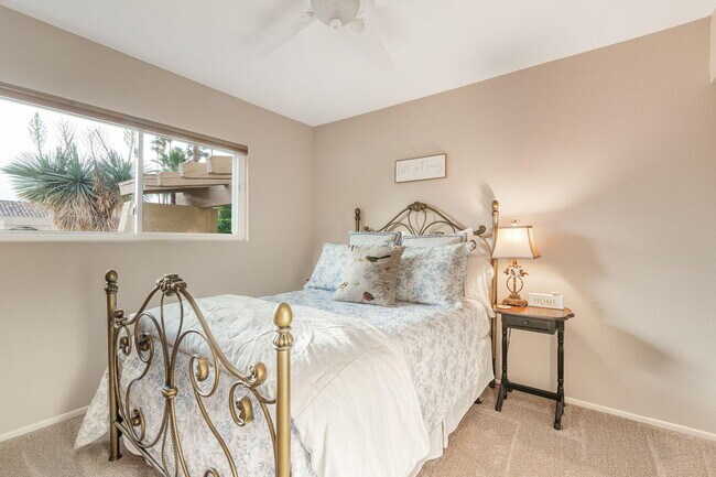 Building Photo - 43260 Silk Tree Ln