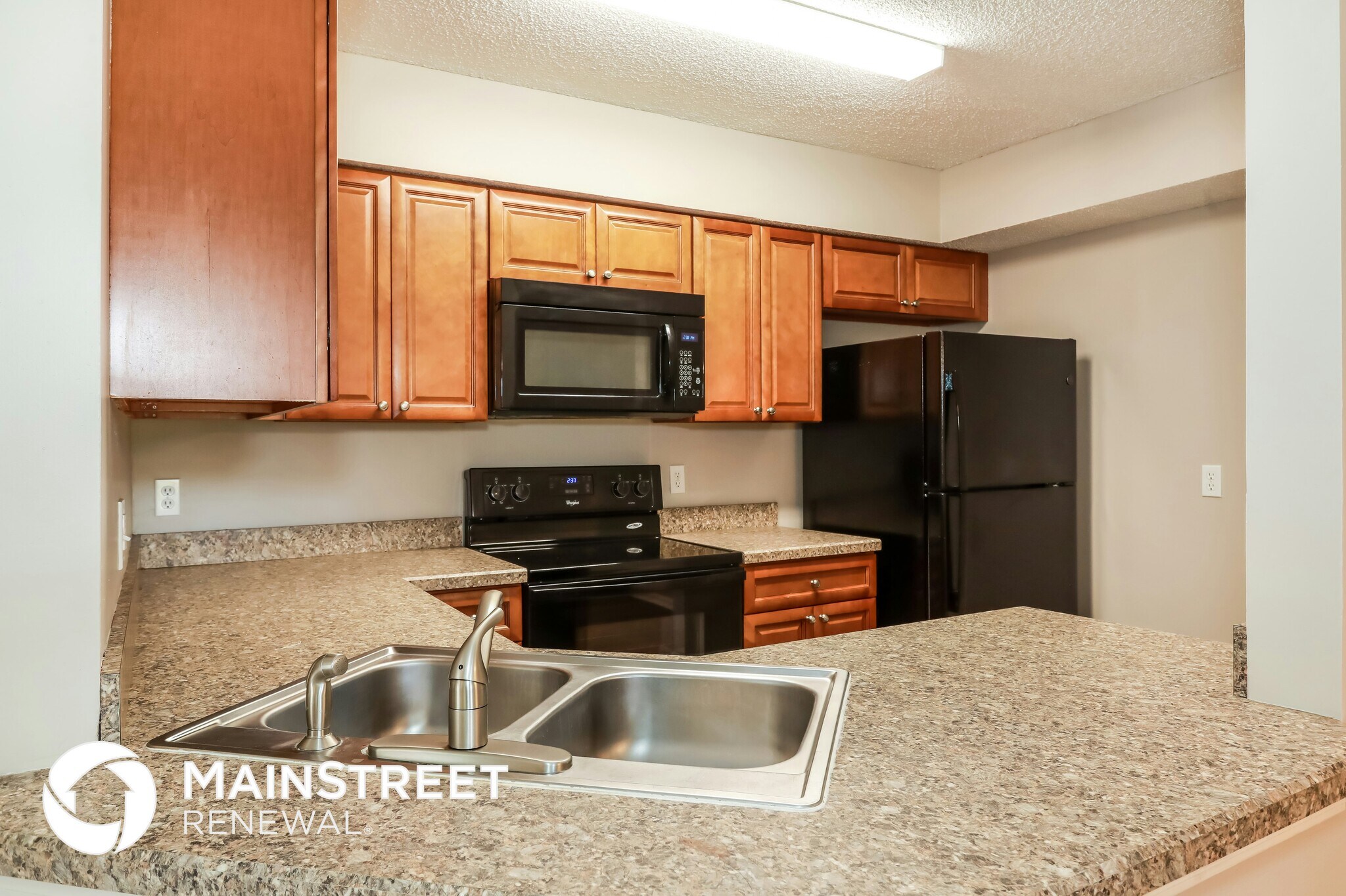 Building Photo - 9845 Paddlewheel Dr W