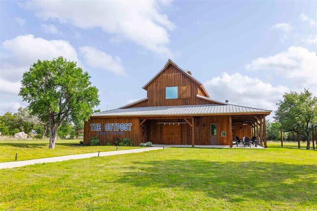 Building Photo - 101 Woodstock Cir