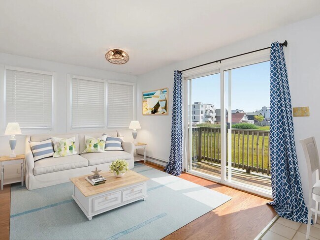 Building Photo - 615 Ocean Blvd