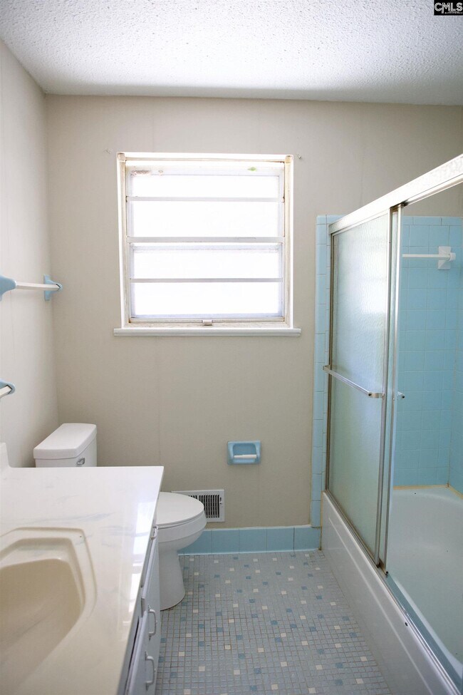 Building Photo - 826 Jefferson St