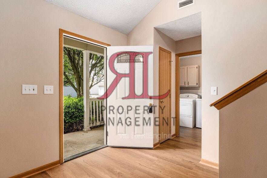 Building Photo - 3000 Papin St