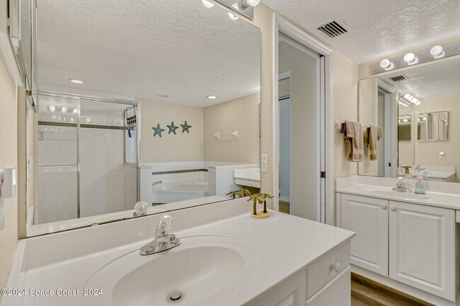 Building Photo - 2805 N Hwy A1A