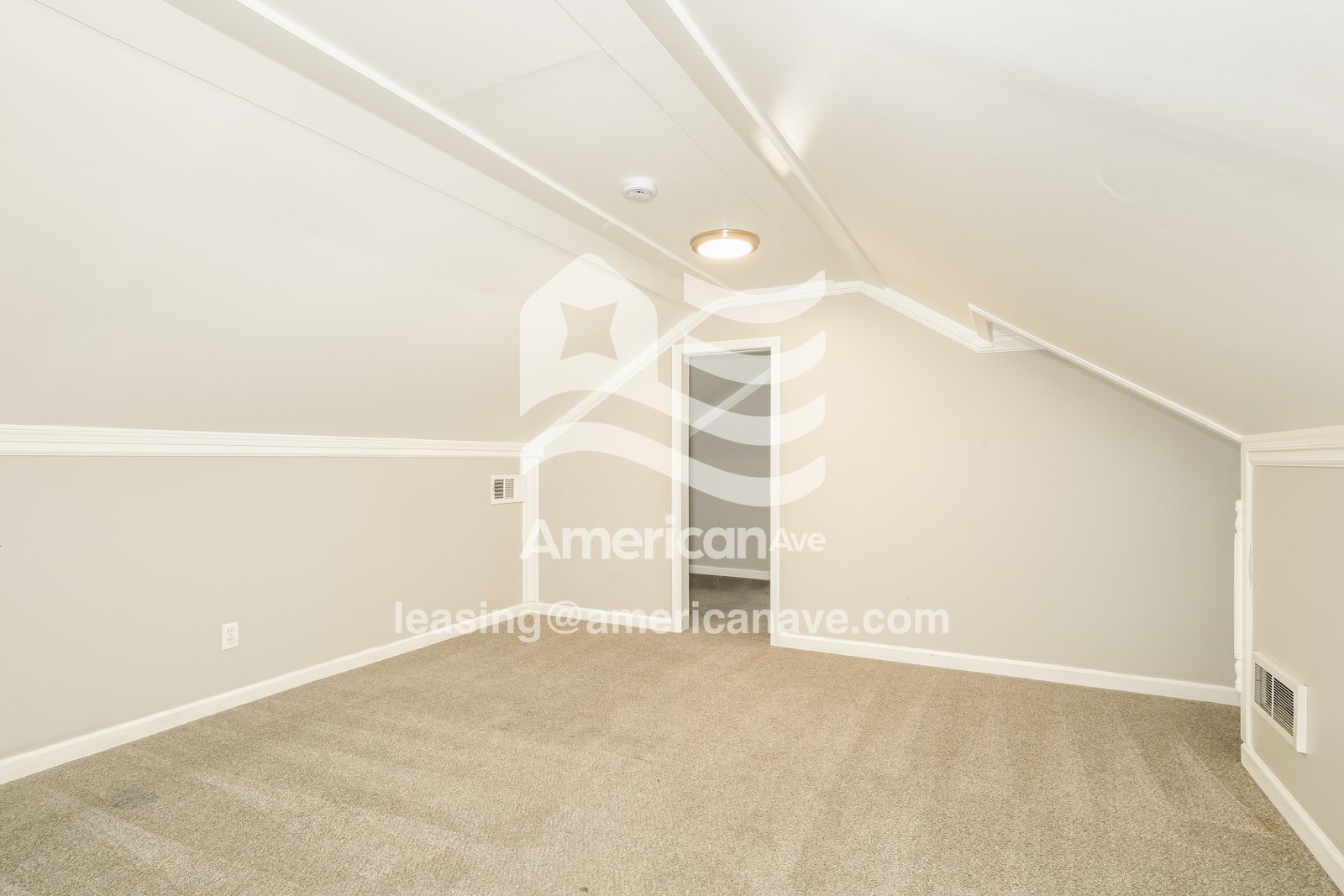 Building Photo - 3825 Melba Pl