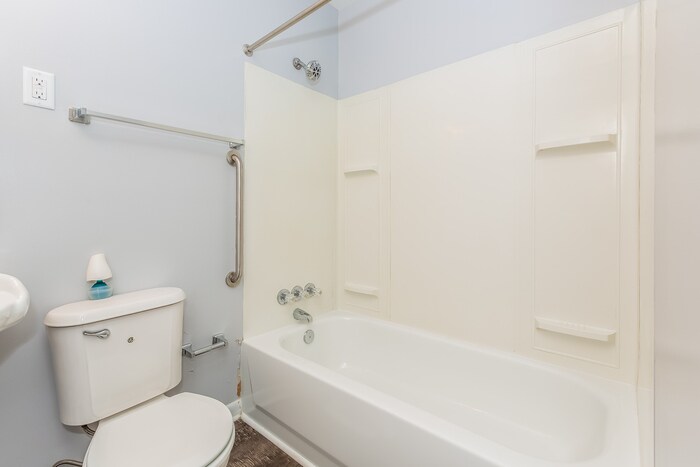 Building Photo - 3054 Boswell Dr NW