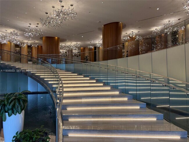 Building Photo - 488 NE 18th St