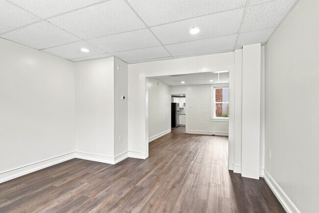 Building Photo - 405 Beaver St