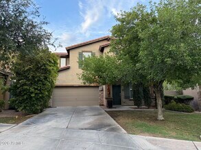 Building Photo - 3446 E Mesquite St