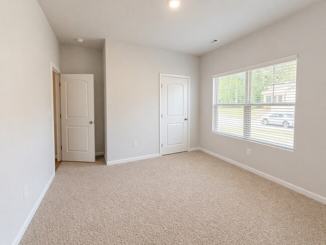 Building Photo - Welcome Home!