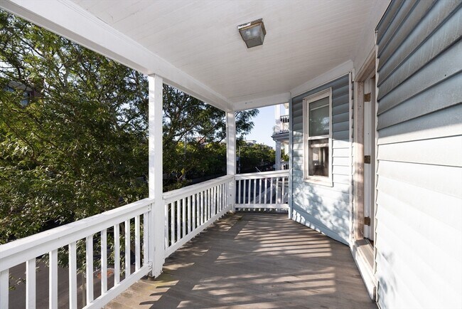 Building Photo - 42 Mildred Ave