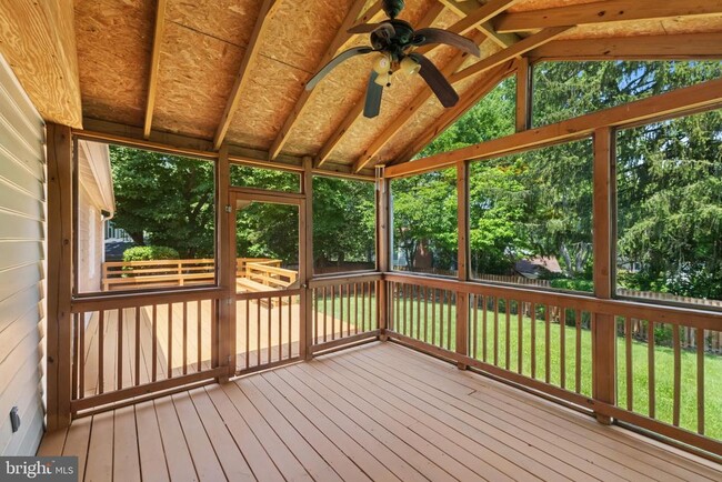 Building Photo - 8326 Briar Creek Dr