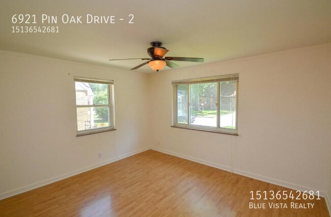 Building Photo - 6921 Pin Oak Dr