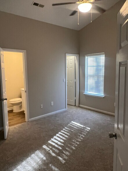 Primary Photo - 4708 Tumbleweed Ct