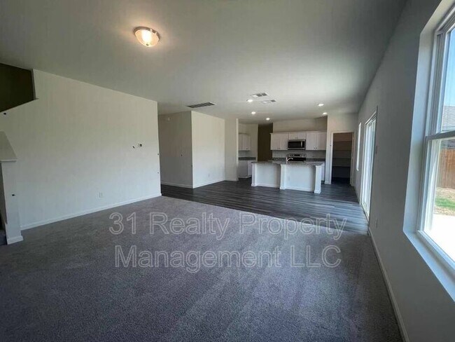 Building Photo - 10345 Castle Lyons Ln