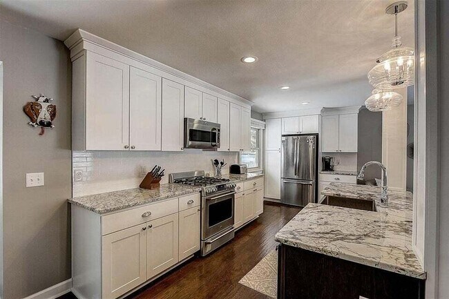 Building Photo - 21810 Locksley Ln