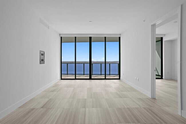 Building Photo - 3015 S Ysabella Ave