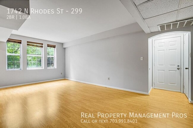 Building Photo - 1742 N Rhodes St