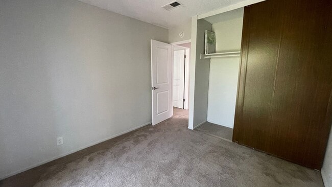 Building Photo - 1109 Camino Del Valle