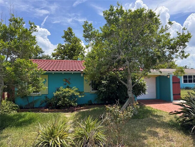 Building Photo - 32 Palm Dr