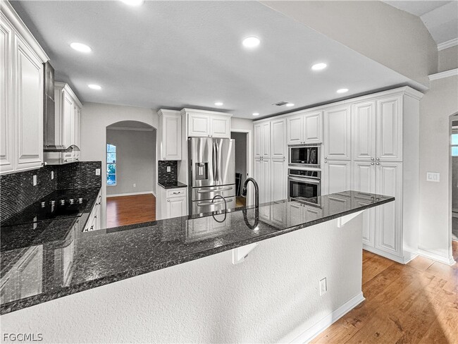 Building Photo - 326 SW 29th St