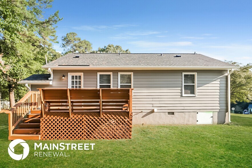 Building Photo - 104 Artesian Dr
