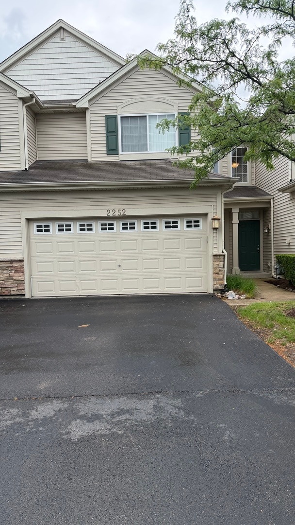 Building Photo - 2252 Gallant Fox Cir