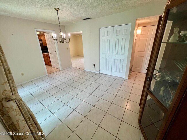 Building Photo - 1497 Krin Ct NE