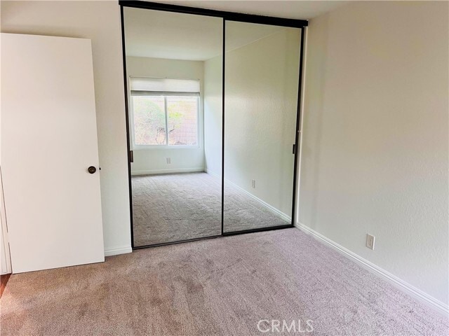 Building Photo - 25182 York Cir