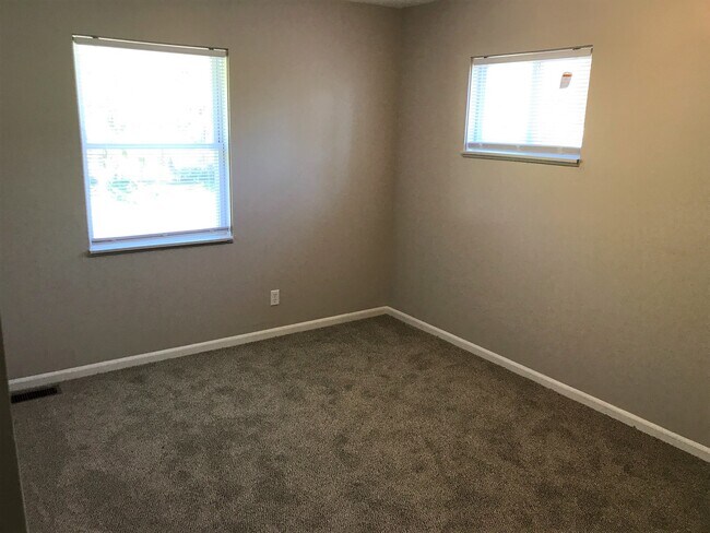 Building Photo - 4554 Baylor Ct