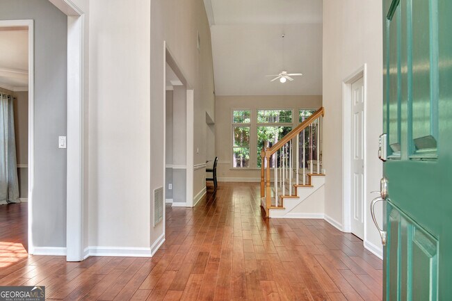 Building Photo - 185 Newfield Dr