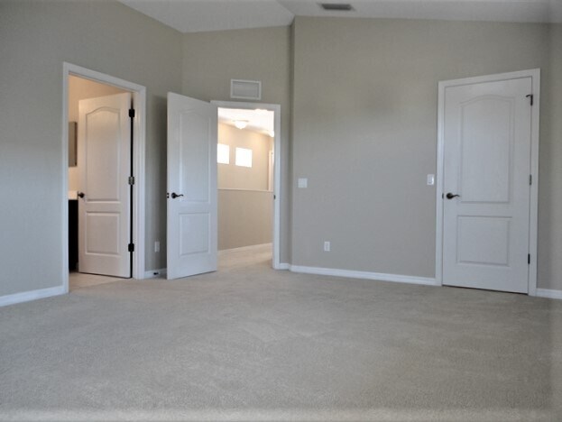 Building Photo - 5632 River Sound Terrace