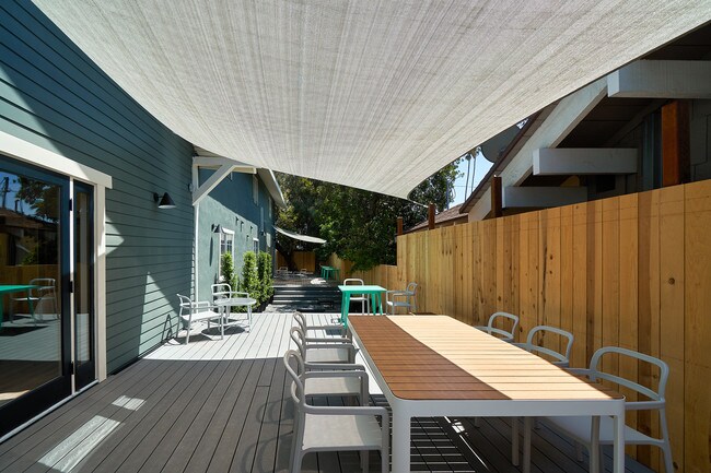 Building Photo - 152 S Serrano-2A