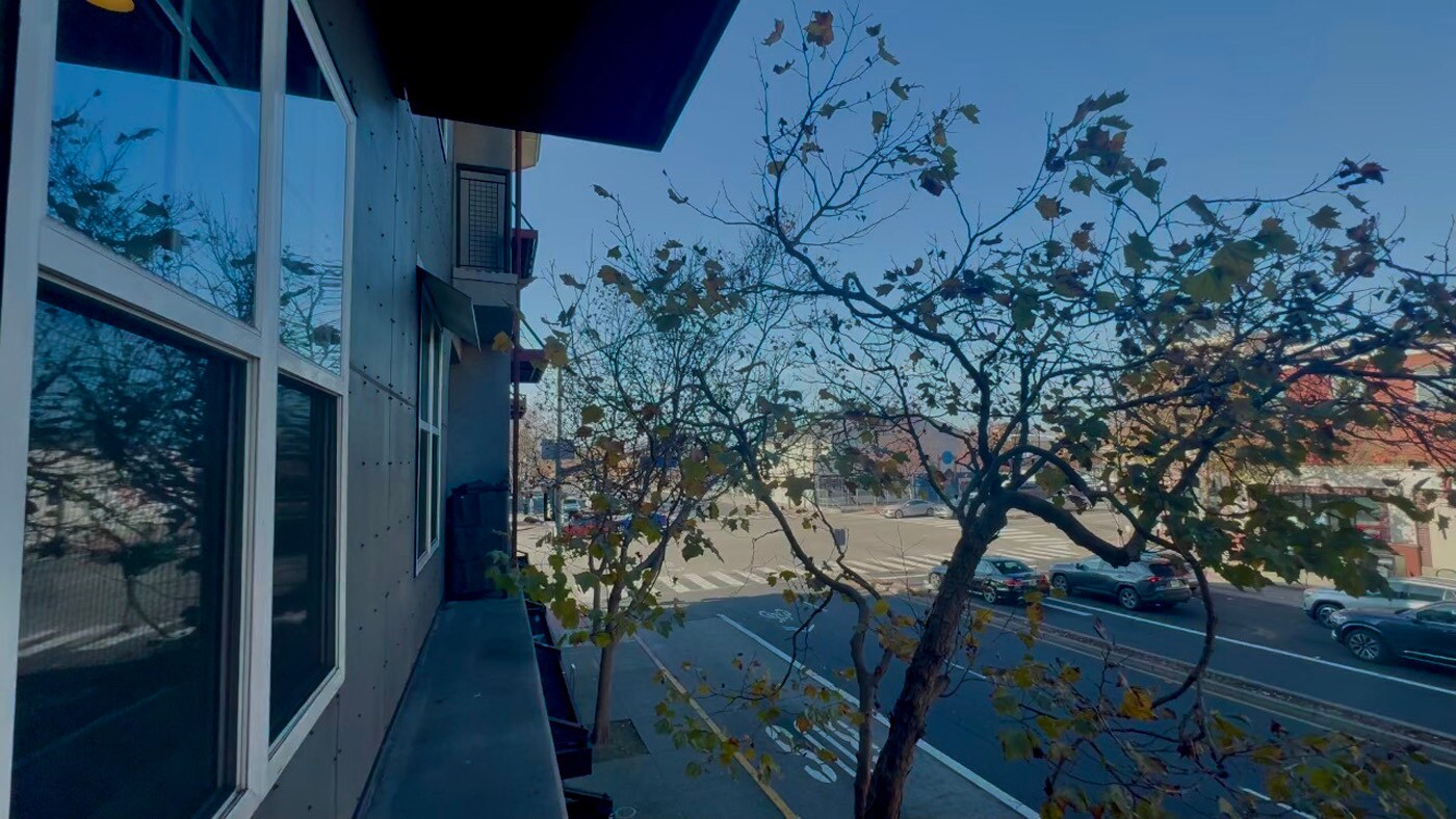 Building Photo - 1121 40th St