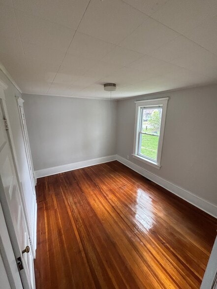 Building Photo - 87 Highland Ave