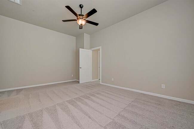 Building Photo - 316 N Spotted Fern Dr