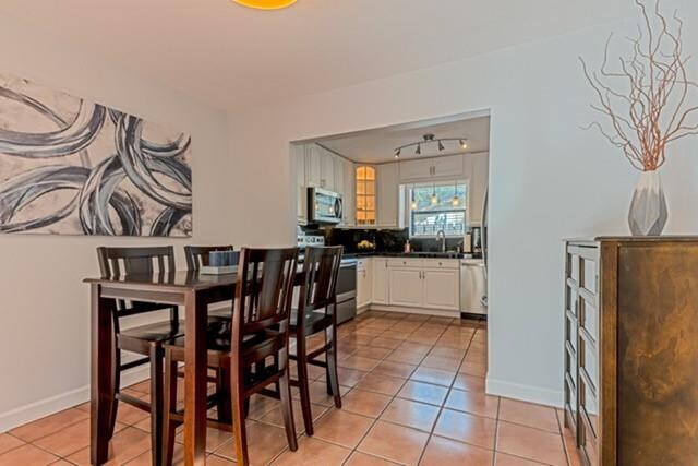 Building Photo - 1311 SW 56th Ave