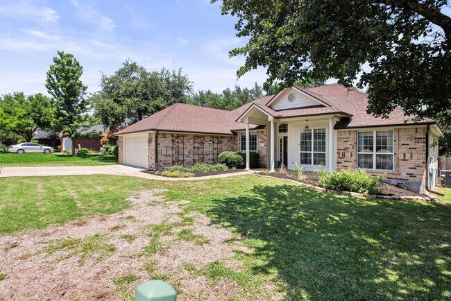 Building Photo - 4 BEDROOM IN RED ROCK, BELTON ISD