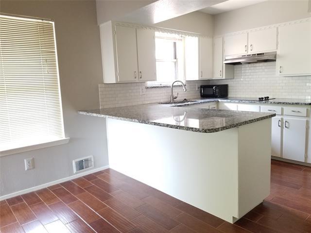 Building Photo - 7558 Brentcove Cir