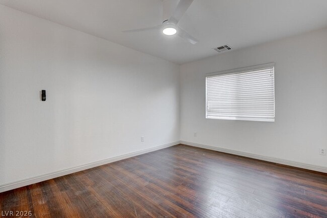 Building Photo - 9931 Rockside Ave