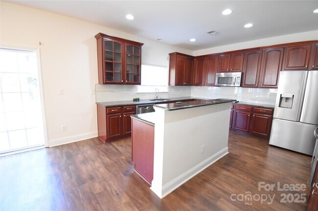 Building Photo - 6728 Evanton Loch Rd