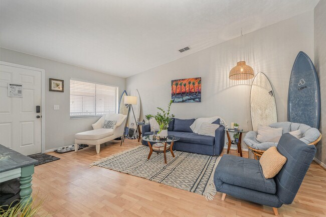 Building Photo - 1279 S Orlando Ave