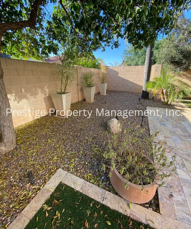 Building Photo - >>Simply Spectacular Oro Valley Home