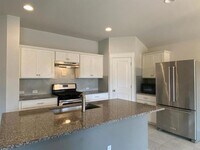 Building Photo - 13528 Fern Grove Ct