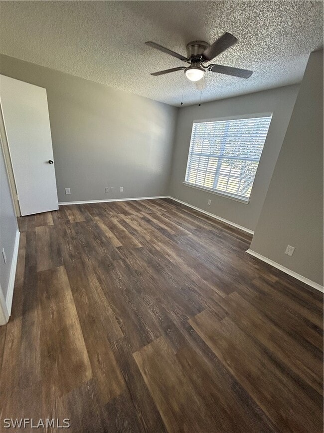 Building Photo - 1989 Rookery Bay Dr