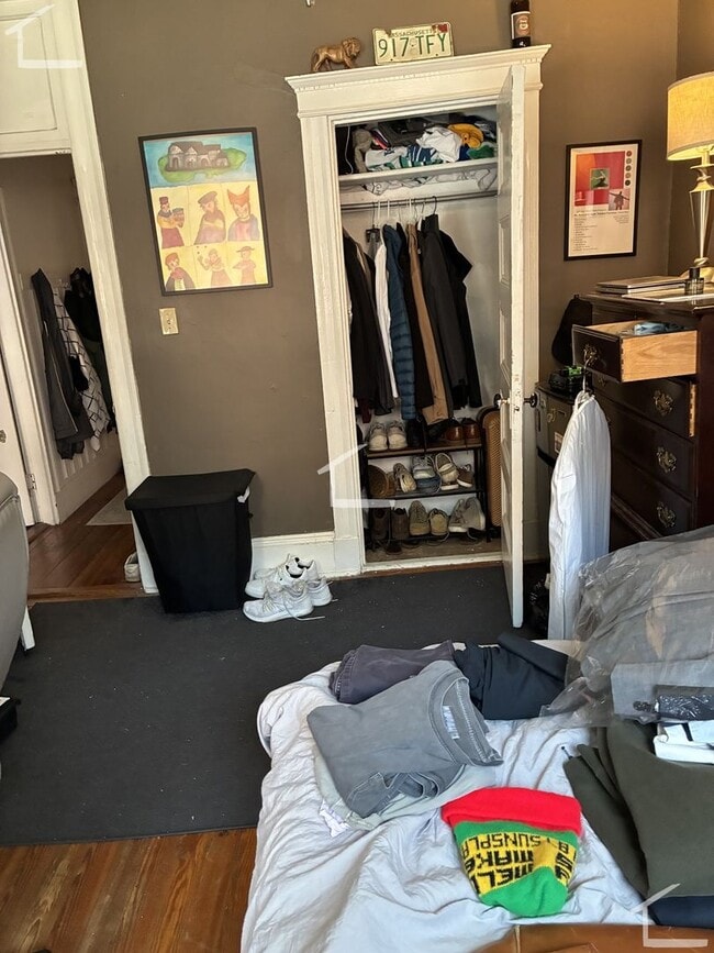 Building Photo - Rare 4 bed in Beacon hill....