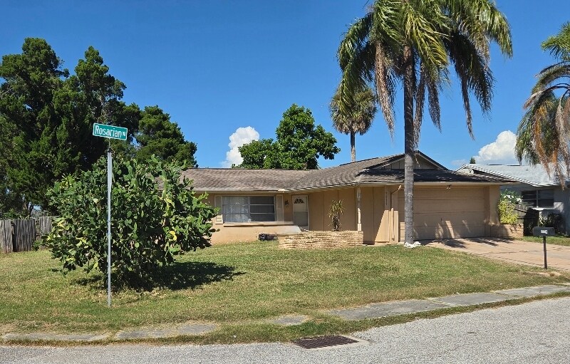 Building Photo - 7225 Rosarian Dr