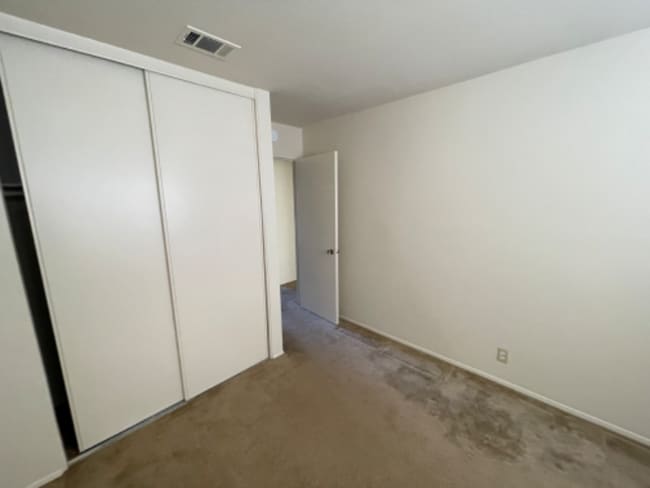 Building Photo - 3511 De Leone Rd