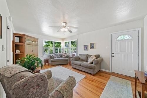 Building Photo - 612 Orange Grove Way