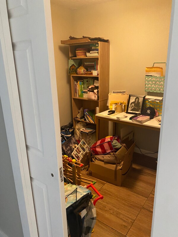 Building Photo - 175 Thunderbird Dr